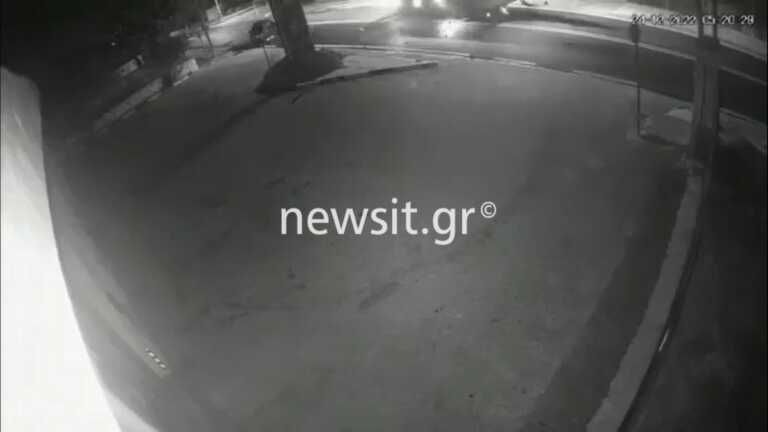 Φρικτό τροχαίο στο Σούνιο - Βίντεο από τη στιγμή που αυτοκίνητο παρασύρει 52χρονο - Ακρωτηριάστηκε ο άνδρας