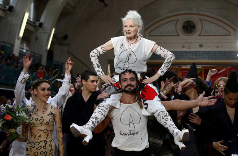 Το «αντίο» της Άννας Βίσση στη Vivienne Westwood: «Έζησε τη ζωή για την οποία γεννήθηκε»