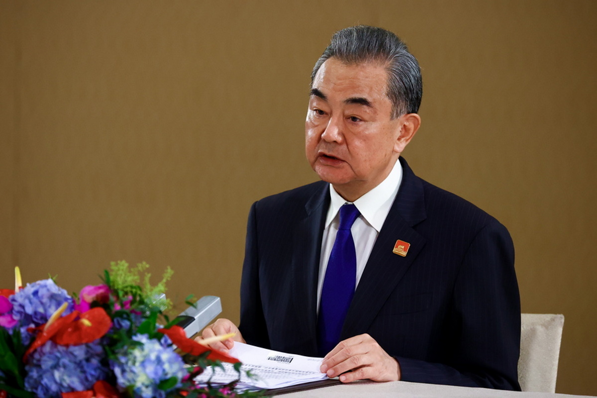 «Να σταματήσουν τον εκφοβισμό οι ΗΠΑ», είπε ο υπουργός Εξωτερικών της Κίνας Γουάνγκ Σι στον Άντονι Μπλίνκεν