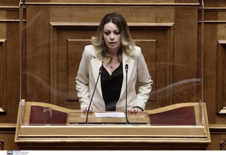 Ανεξαρτητοποιήθηκε η βουλευτής του ΣΥΡΙΖΑ Αγγελική Αδαμοπούλου μετά από 2 μήνες - Είχε εκλεγεί αρχικά με το ΜεΡΑ25