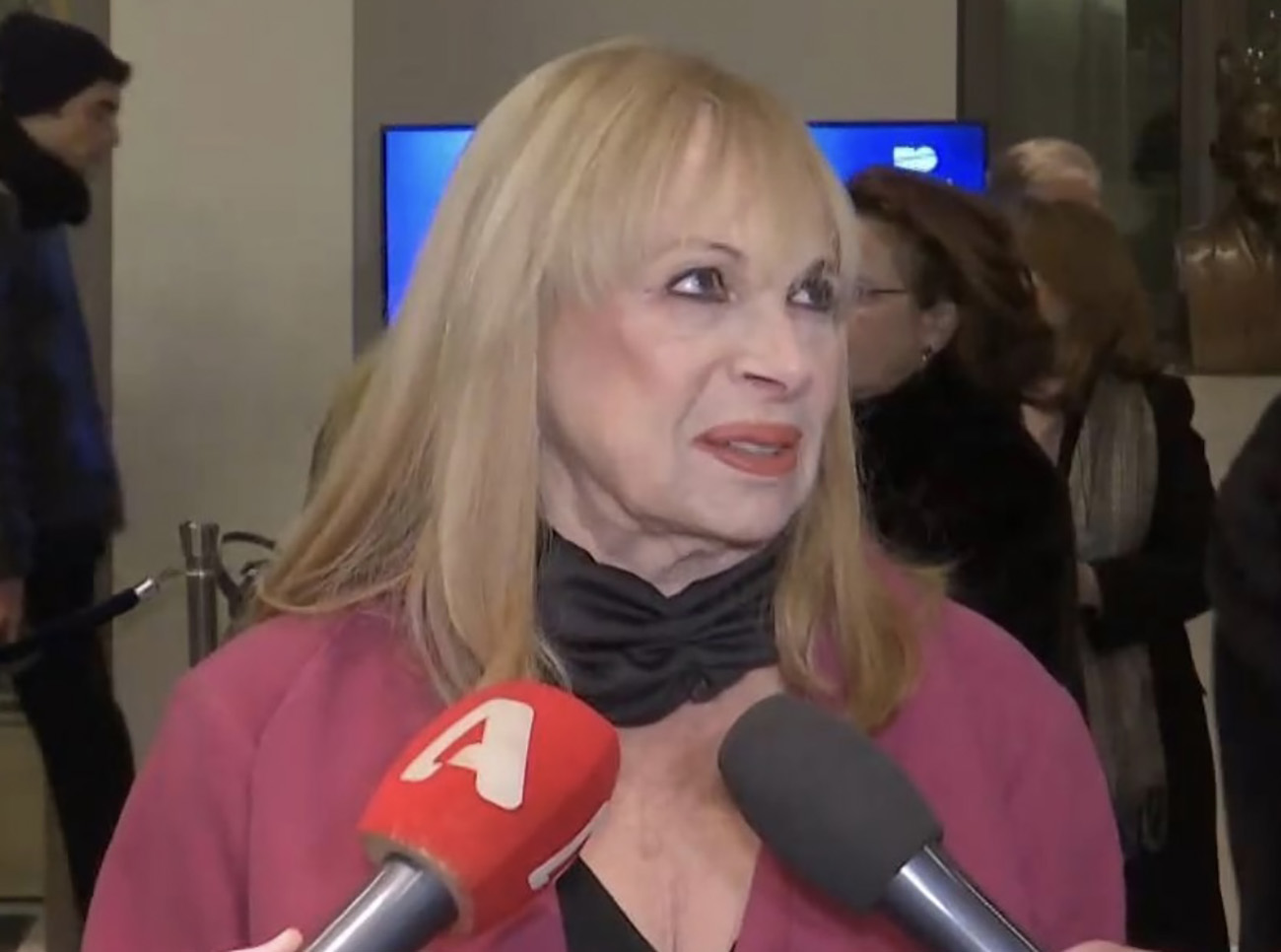 Άννα Φόνσου: Ο Γιώργος Κιμούλης πρέπει να παίζει στο θέατρο, είμαι θαυμάστριά του