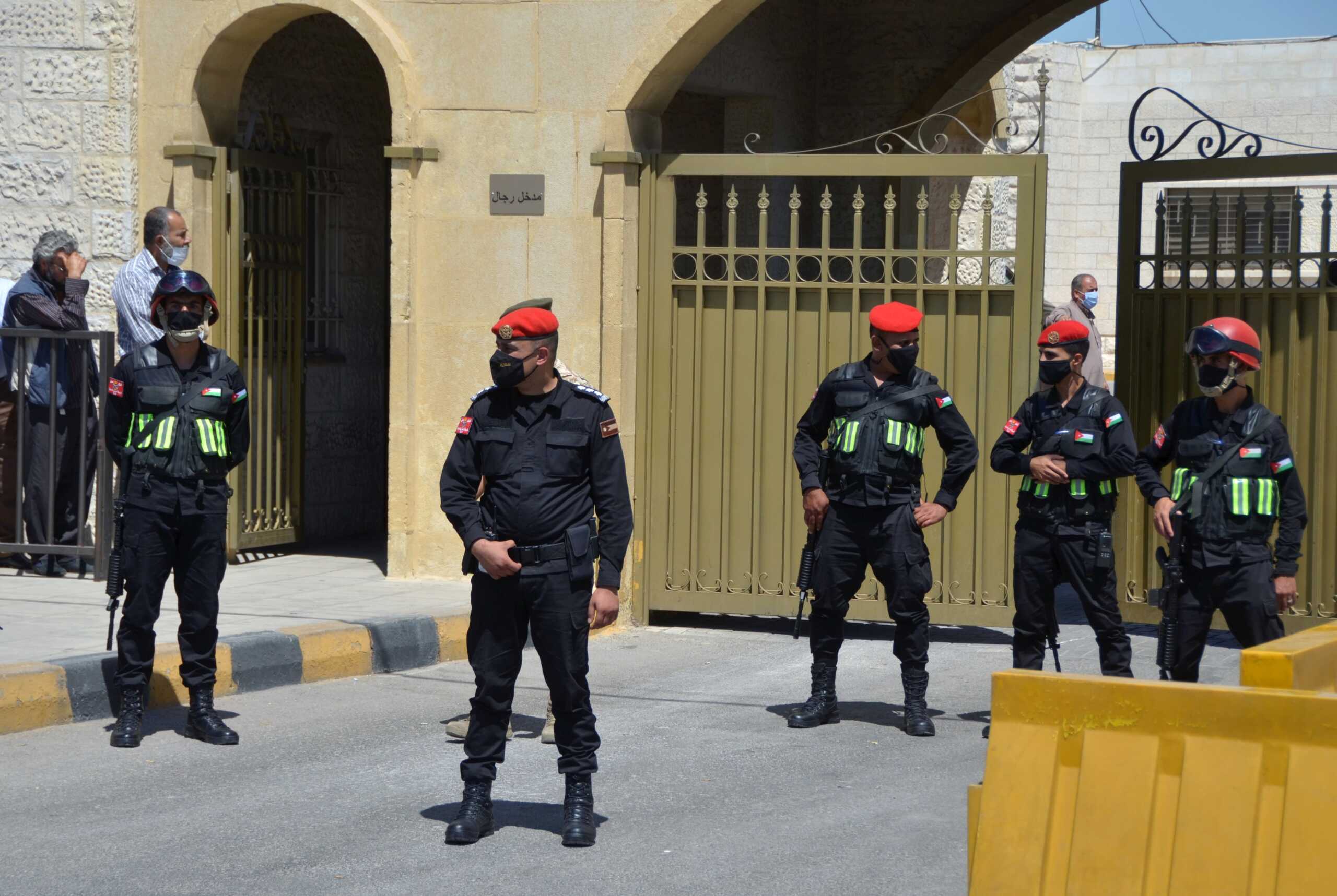Ιορδανία: 4 νεκροί σε «ντου» σε κρησφύγετο υπόπτων για δολοφονία αστυνομικού
