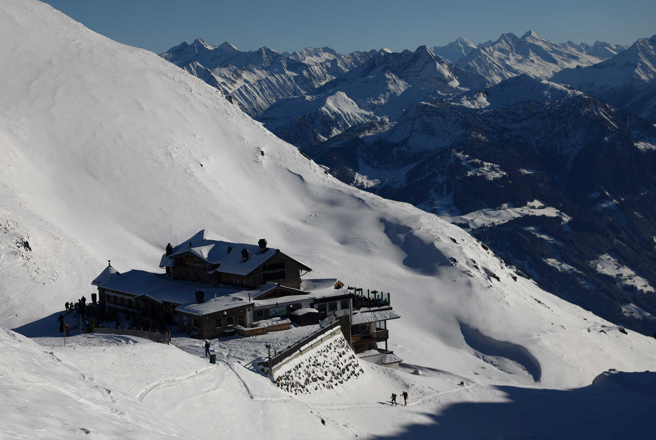 Αυστρία: Χιονοστιβάδα καταπλάκωσε 10 σκιέρ