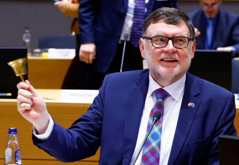 ΕΕ: Η Τσεχία θα προσπαθήσει να παρακάμψει το ουγγρικό βέτο κατά της χρηματοδότησης στην Ουκρανία