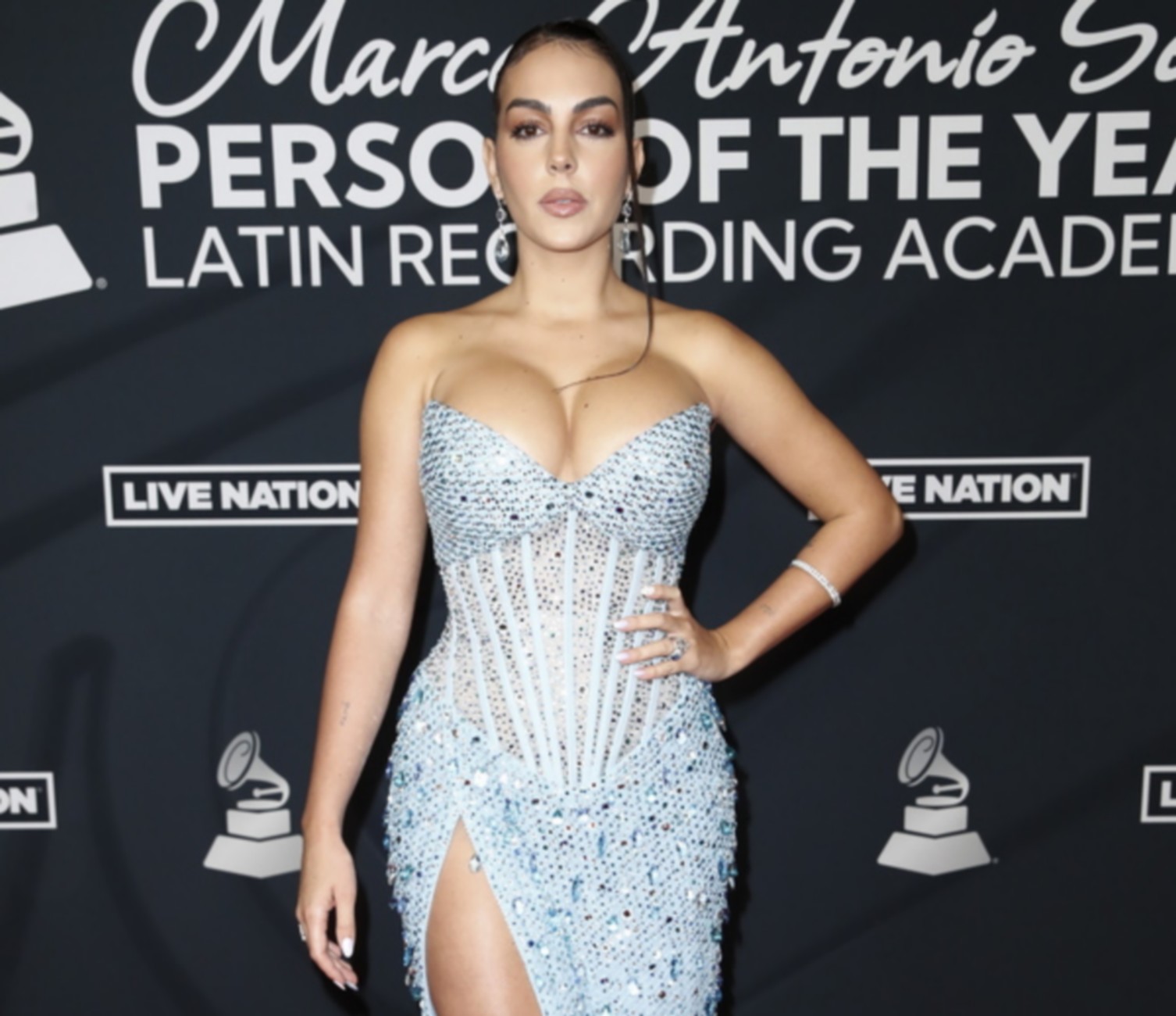 epa10309452 Argentinian model Georgina Rodriguez poses on the red carpet prior to the Latin Recording Academy Person of the Year event at the Michelob Ultra Arena at Mandalay Bay in Las Vegas, Nevada, 16 November 2022. The annual event is held a day prior to the Latin Grammy Awards.  EPA