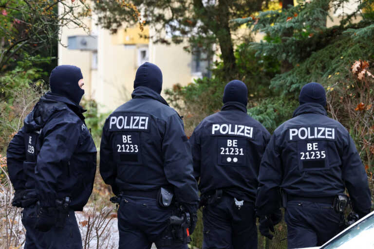 Γερμανία: «Οι πολίτες του Ράιχ είχαν προχωρημένα σχέδια για πραξικόπημα» - Τους παρακολουθούσαν από την άνοιξη, έρχονται νέες συλλήψεις