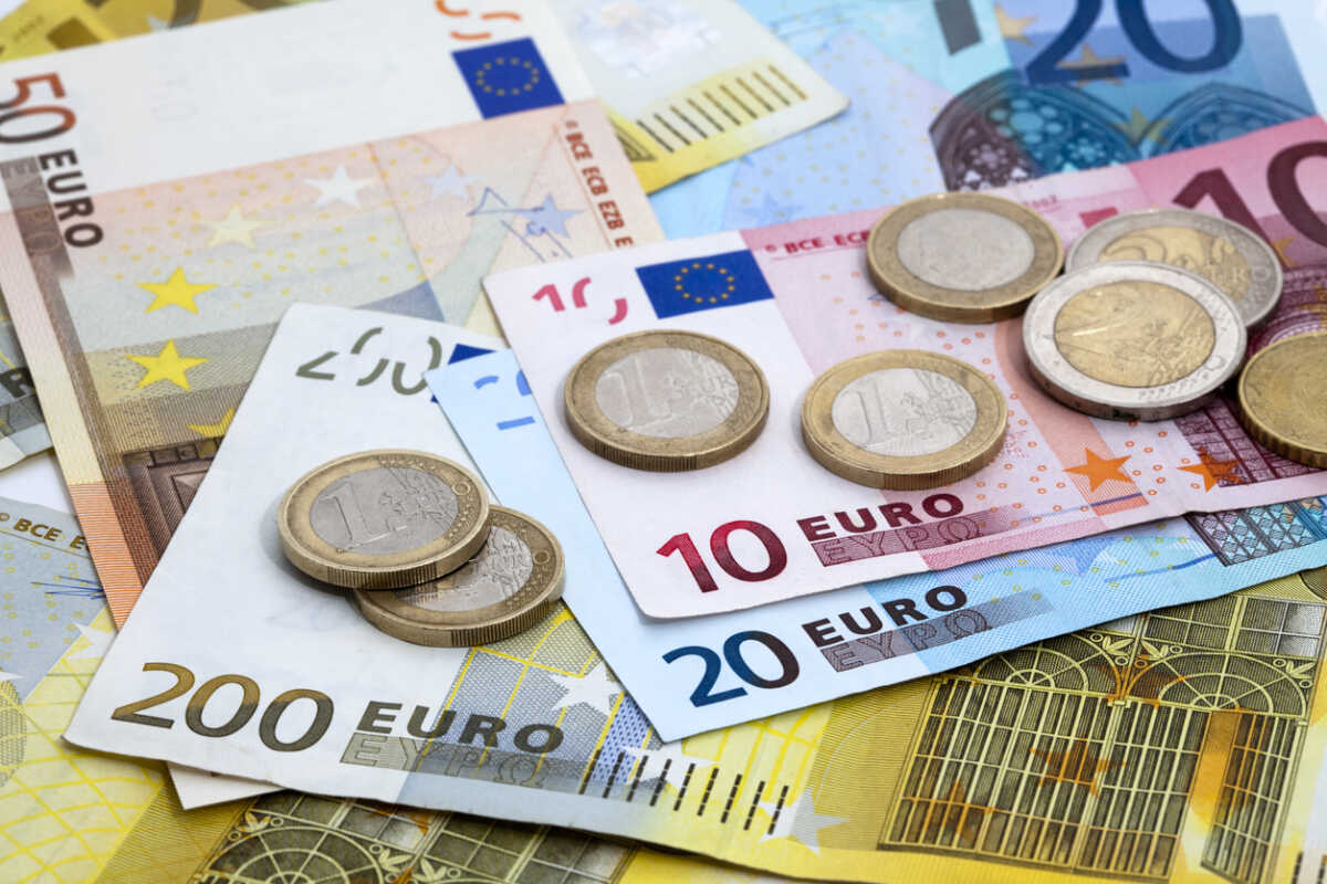 Επιταγή ακρίβειας 250 ευρώ σε μακροχρόνια ανέργους: Μέχρι την Πέμπτη ανοικτή η πλατφόρμα της ΔΥΠΑ για τις αιτήσεις