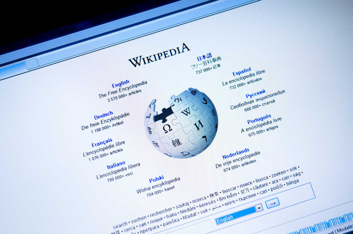 Η ελληνική Wikipedia γίνεται 20 χρόνων και ξεπέρασε τα 215.000 λήμματα