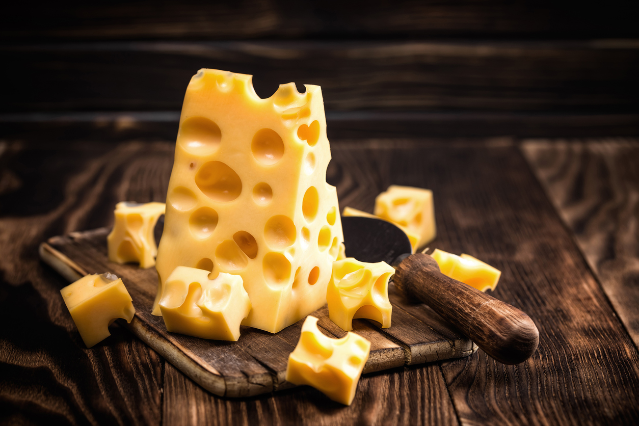 Το «Fishy» στην Ελβετία: Πώς φτιάχνονται τα πιο διάσημα τυριά