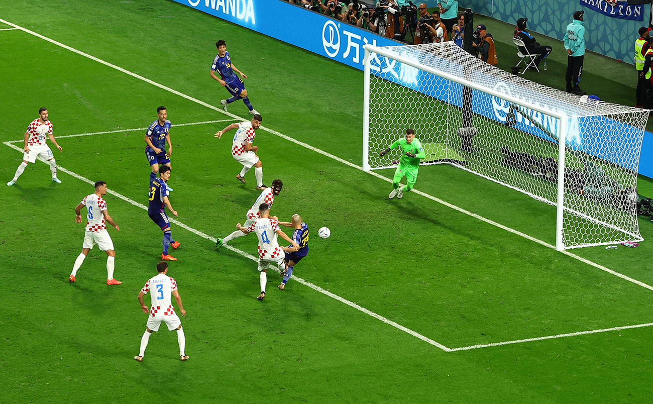 Soccer Football - FIFA World Cup Qatar 2022 - Round of 16 - Japan v Croatia - Al Janoub Stadium, Al Wakrah, Qatar - December 5, 2022
Japan's Daizen Maeda scores their first goal REUTERS