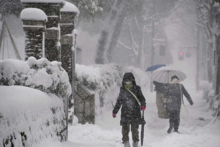 Ιαπωνία: 13 νεκροί και 80 τραυματίες λόγω σφοδρών χιονοπτώσεων