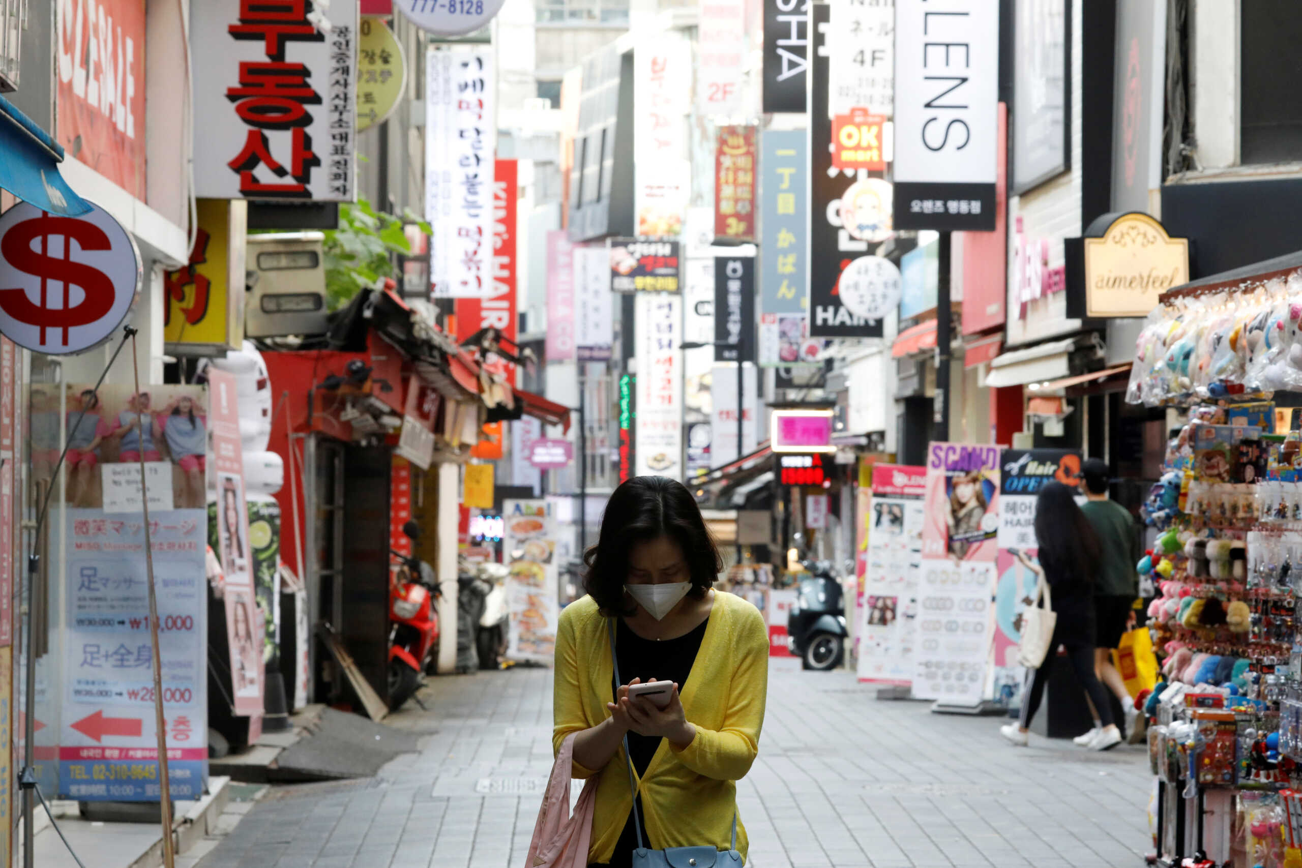 «Θερίζει» ο κορονοϊός στη Νότια Κορέα: Πάνω από 52.000 νέα κρούσματα σε μία ημέρα
