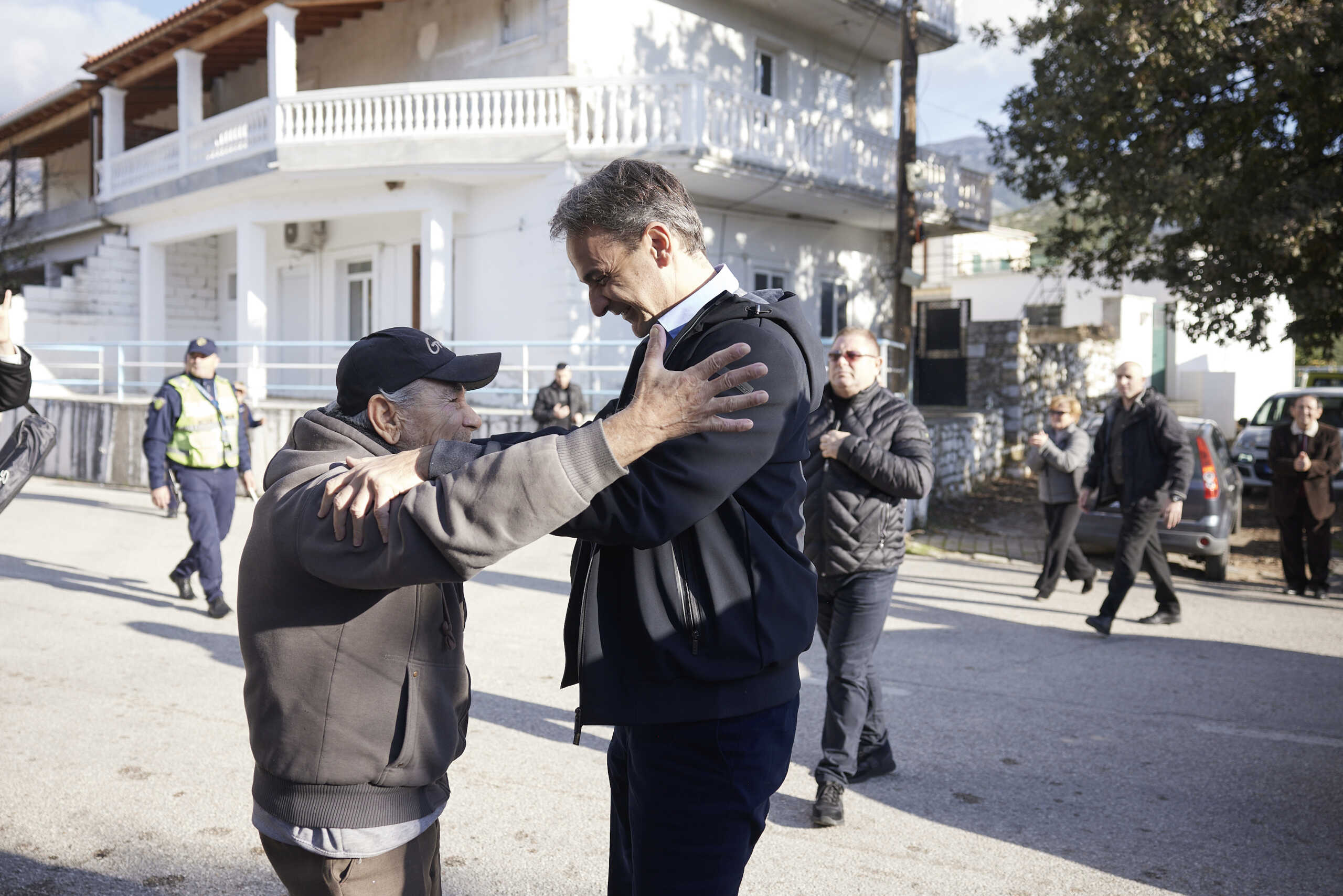 Κυριάκος Μητσοτάκης: Στην Λειβαδιά της Βορείου Ηπείρου ο πρωθυπουργός  – Τι είπε για την ΑΟΖ