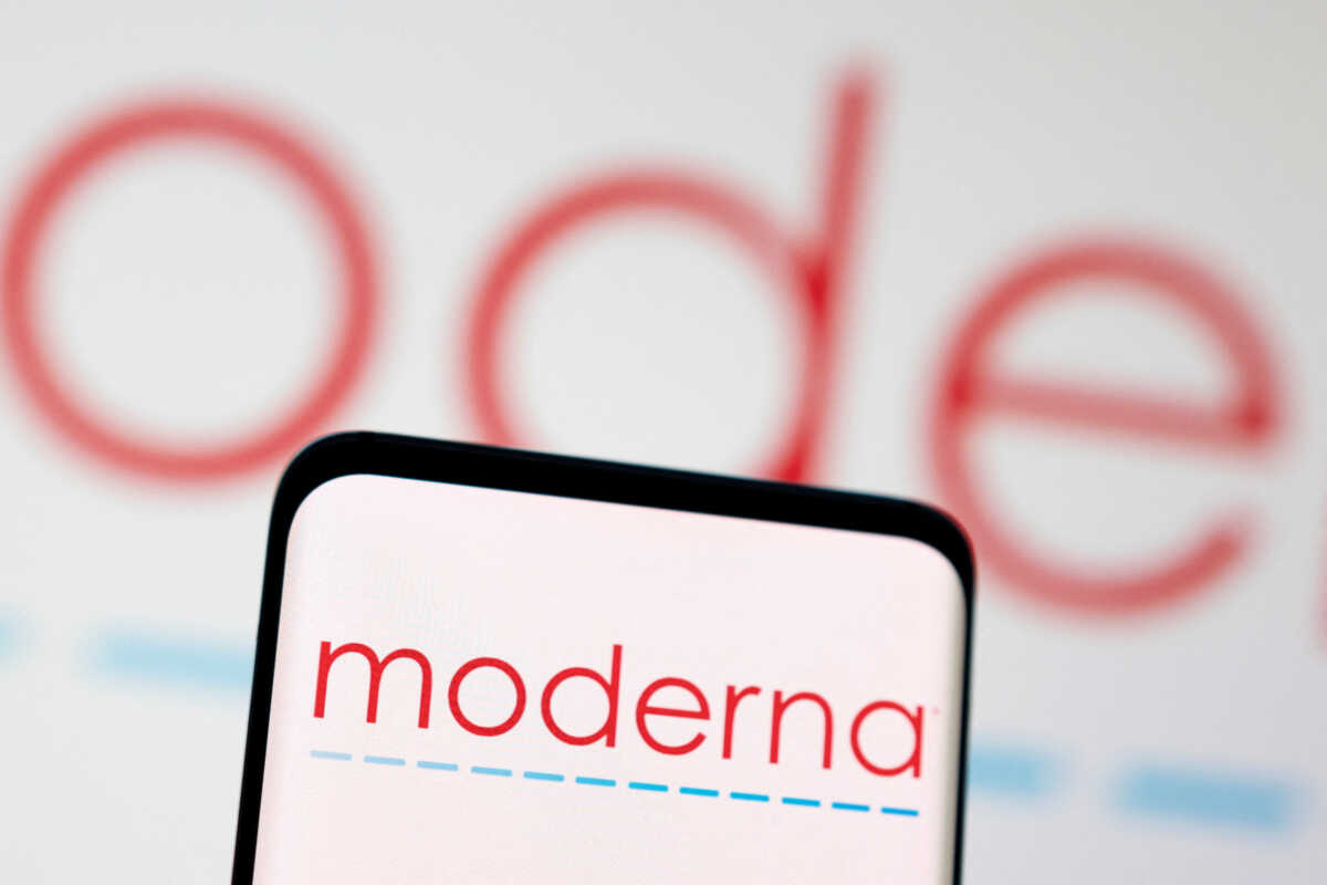 FILE PHOTO: Moderna logo is seen displayed in this illustration taken, May 3, 2022. REUTERS