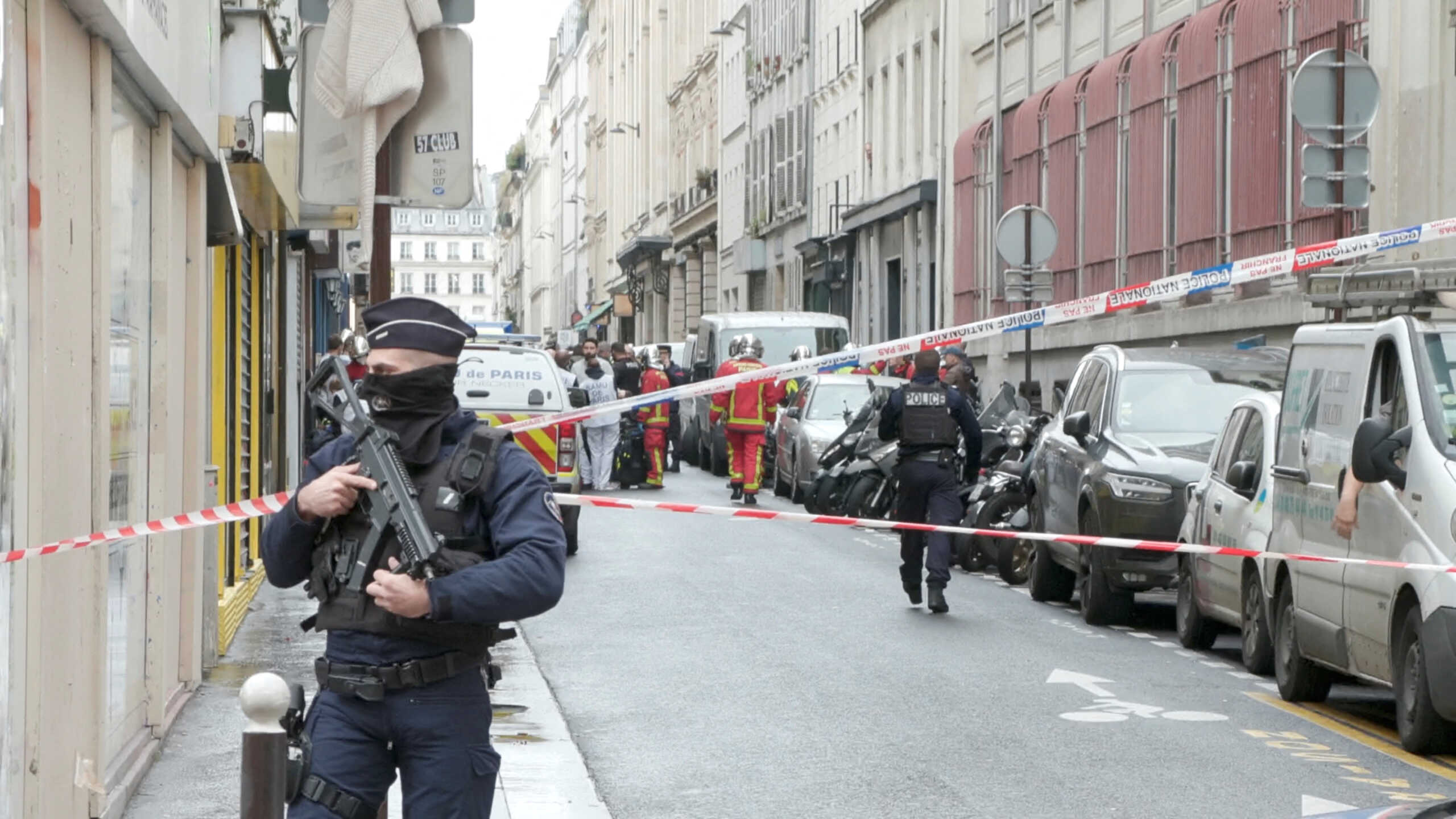 Γαλλία: Οι αρχές ψάχνουν τα κίνητρα του δράστη της ένοπλης επίθεσης με τους τρεις νεκρούς στο Παρίσι