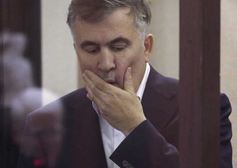 Δηλητηρίασαν τον πρώην πρόεδρο της Γεωργίας Μιχαήλ Σαακασβίλι στη φυλακή