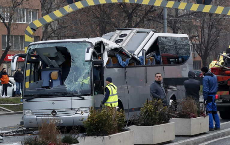Τα ερωτήματα που πρέπει να απαντηθούν για το δυστύχημα με το λεωφορείο γεμάτο Έλληνες στο Βουκουρέστι