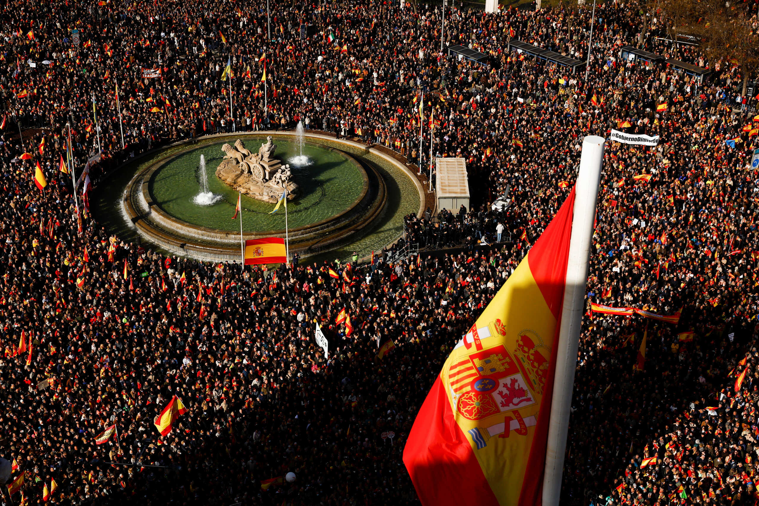 Ισπανία: Η Δεξιά κινητοποίησε δεκάδες χιλιάδες διαδηλωτές στη Μαδρίτη