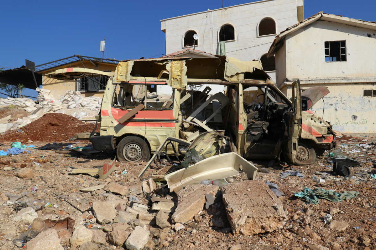 Συρία: 15 αστυνομικοί τραυματίστηκαν από έκρηξη βόμβας στο λεωφορείο που τους μετέφερε