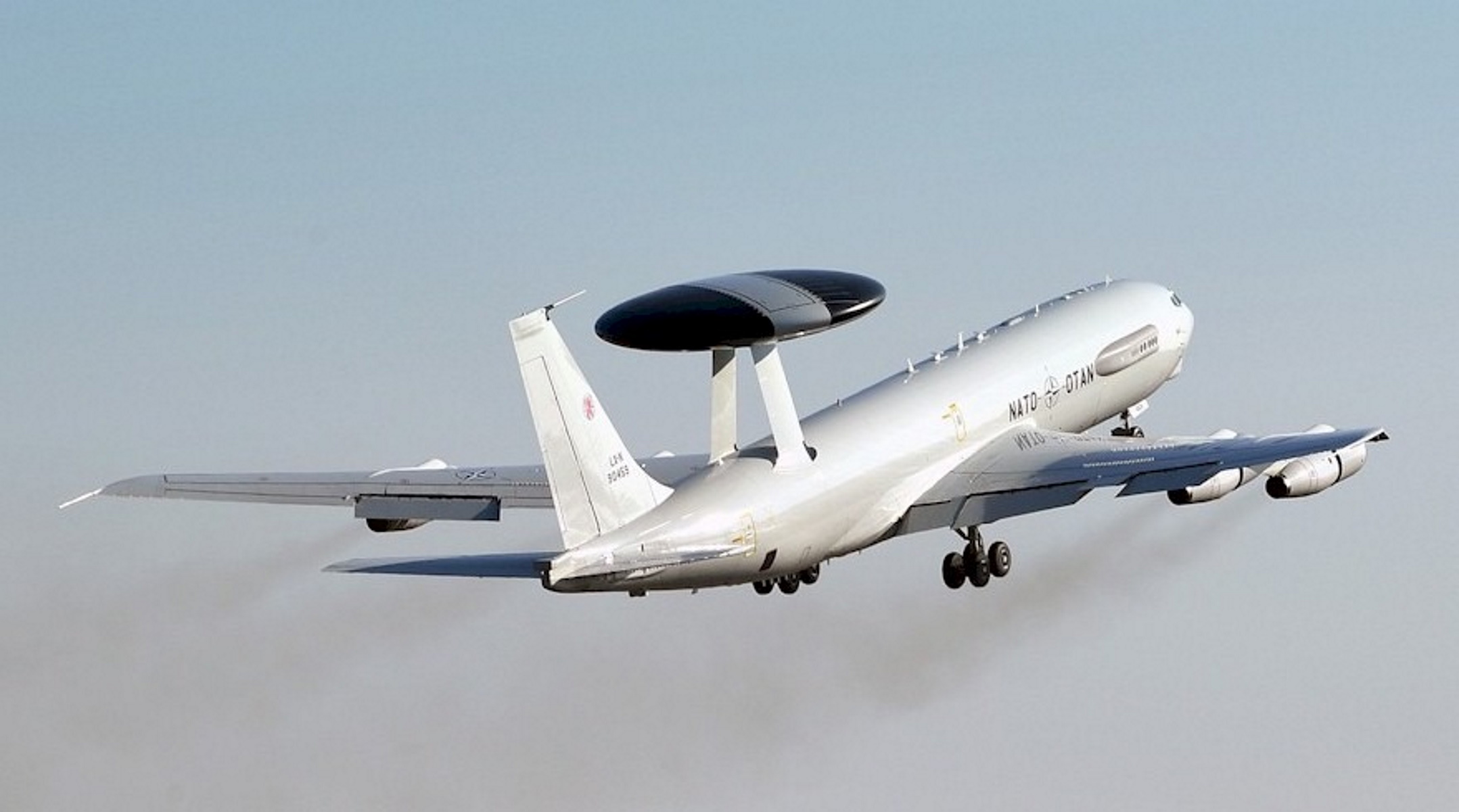ΝΑΤΟ: Στέλνει στη Ρουμανία αεροσκάφη AWACS για παρακολούθηση της ρωσικής δραστηριότητας