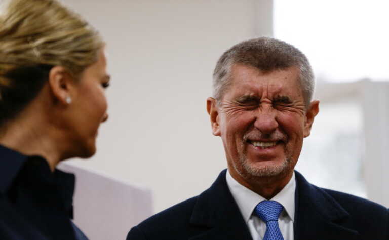 Ο πρώην πρωθυπουργός Αντρέι Μπάμπις νίκησε στον πρώτο γύρο των προεδρικών εκλογών στην Τσεχία