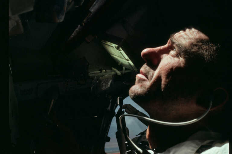 Πέθανε ο Walter Cunningham, αστροναύτης του Apollo 7 