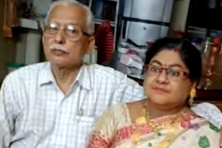 Ινδία: Πέθανε η σύζυγός του και έφτιαξε κούκλα σιλικόνης για να του κρατάει συντροφιά 