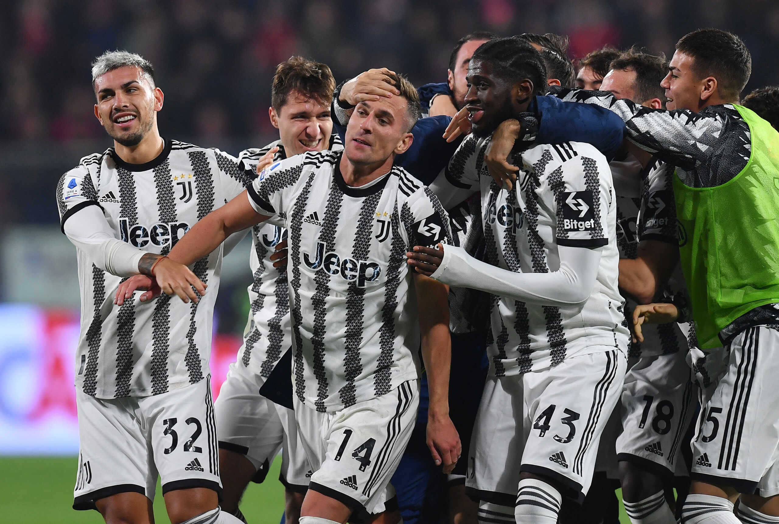 Soccer Football - Serie A - Cremonese v Juventus - Stadio Giovanni Zini, Cremona, Italy - January 4, 2023 Juventus' Arkadiusz Milik celebrates scoring their first goal with teammates REUTERS