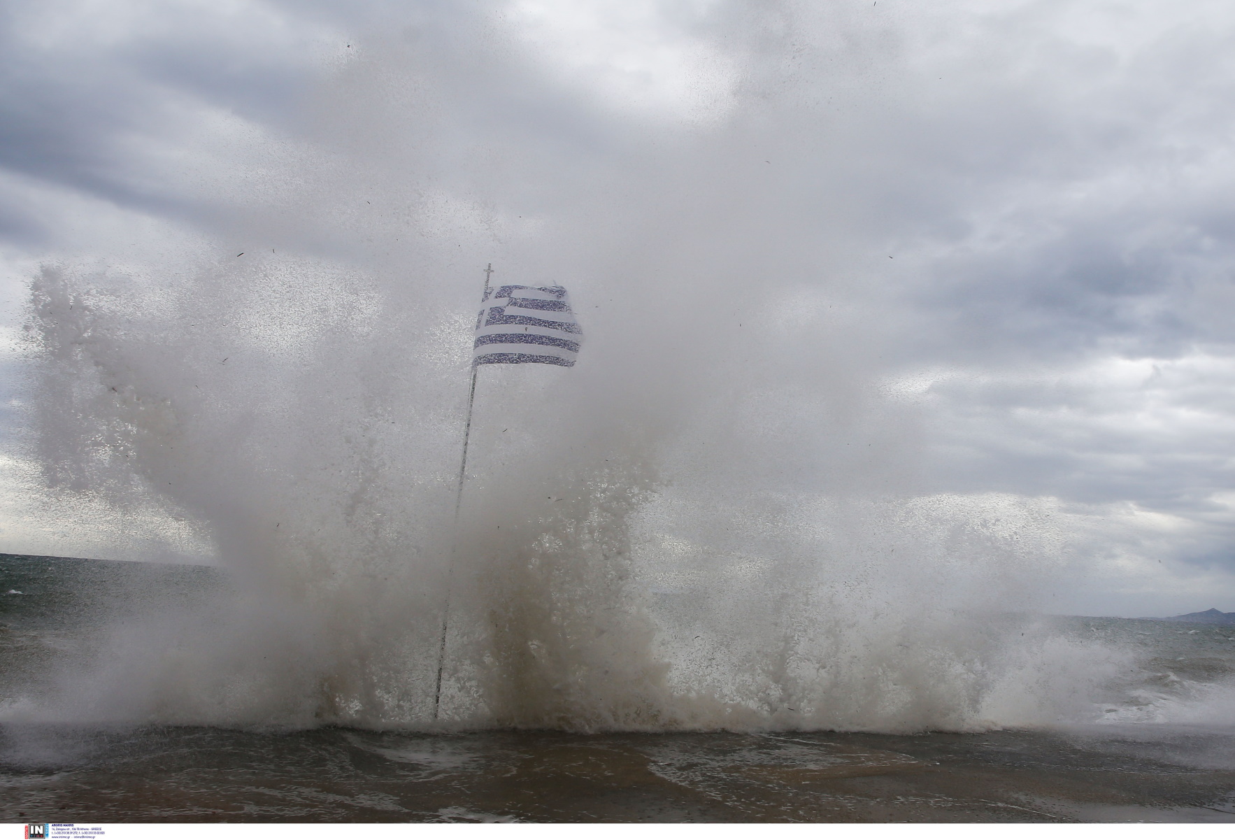 Καιρός αύριο: Ισχυρές καταιγίδες στα βορειοδυτικά και 9 μποφόρ στο Αιγαίο – Πού θα χιονίσει