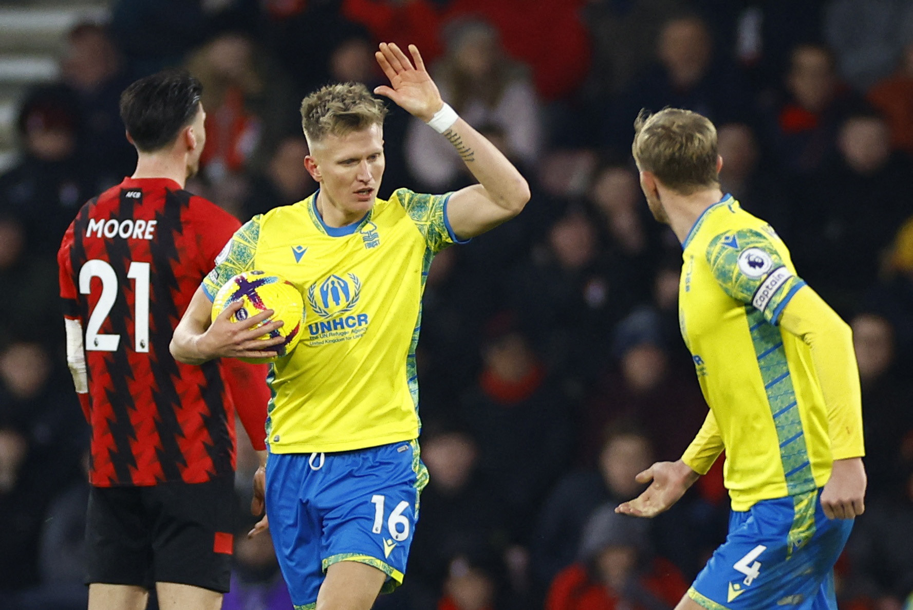 Soccer Football - Premier League - AFC Bournemouth v Nottingham Forest - Vitality Stadium, Bournemouth, Britain - January 21, 2023 Nottingham Forest's Sam Sturridge celebrates scoring their first goal with Joe Worrall Action Images via Reuters