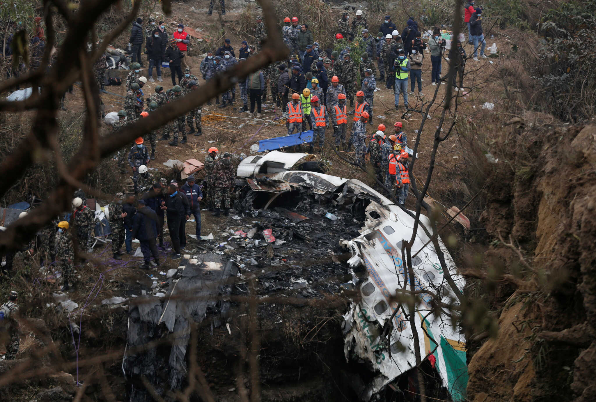 Самолет разбился погибло. ATR 72 Покхара. Катастрофа АТР 72 В Непале. В Непале разбился самолет 2023. Крушение самолета в Непале 2023.