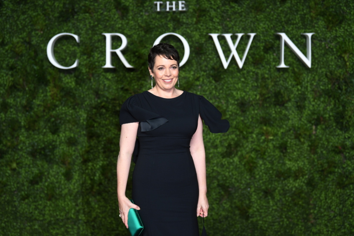 Ολίβια Κόλμαν: Η βασίλισσα Ελισάβετ της 3ης και 4ης σεζόν του «The Crown» αποκαλύπτει τι «έκλεψε» από τα γυρίσματα