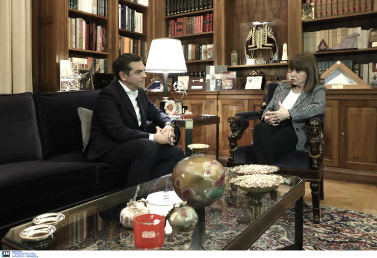 Συνάντηση Αλέξη Τσίπρα με την Πρόεδρο της Δημοκρατίας Κατερίνα Σακελλαροπούλου για τις παρακολουθήσεις