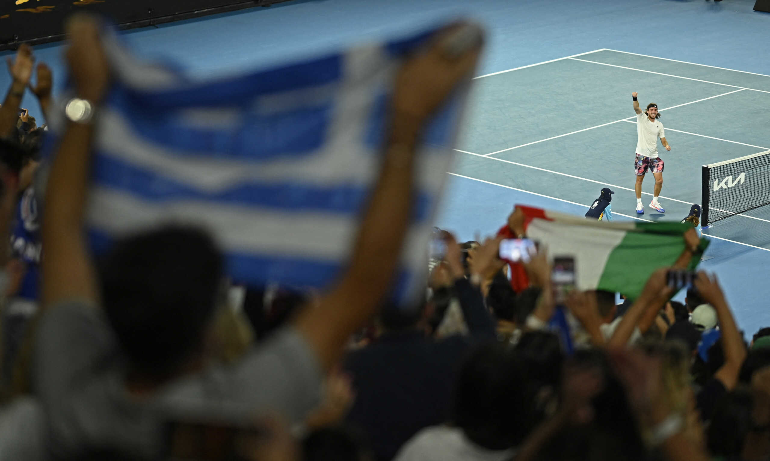 Στέφανος Τσιτσιπάς: O τελευταίος πόντος και οι πανηγυρισμοί για την πρόκριση στα προημιτελικά του Australian Open