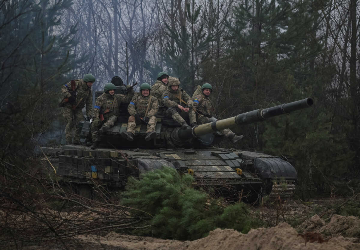 Ουκρανία: «Σκεφτείτε πιο γρήγορα» για την αύξηση της στρατιωτικής υποστήριξης, λέει σύμβουλος του Ζελένσκι
