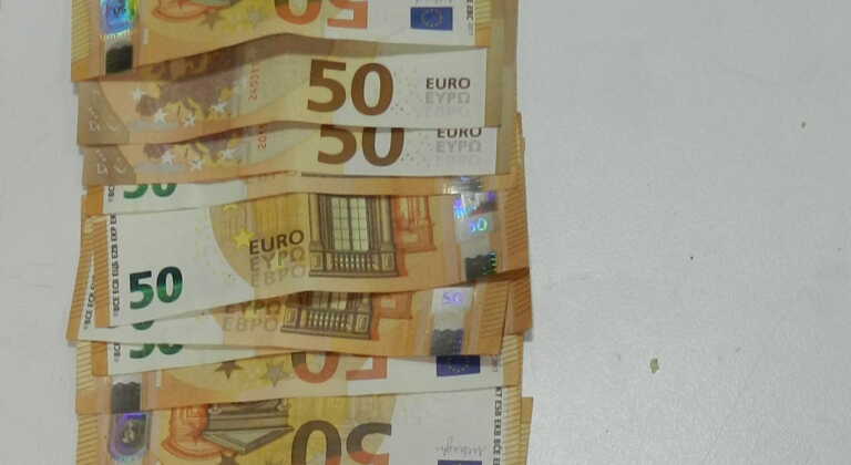 Σέρρες: Τσέπωσαν 150.000 ευρώ από ηλικιωμένες  προσποιούμενοι υπαλλήλους της ΔΕΗ – Η «συμβουλή» και η μαξιλαροθήκη
