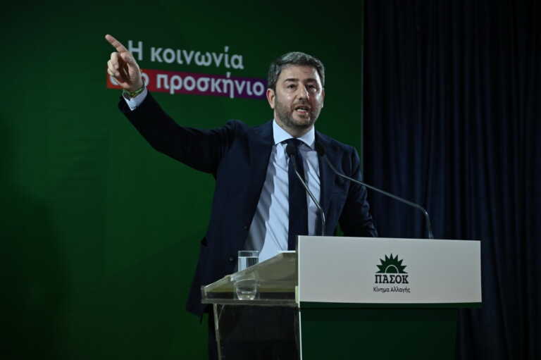 Νίκος Ανδρουλάκης για παρακολουθήσεις: «Τι φοβάται η κυβέρνηση και δεν καλεί μια ανεξάρτητη αρχή;»