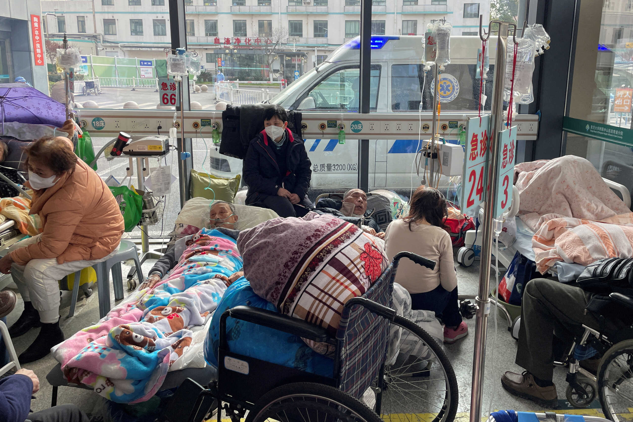 Κορονοϊός: Αυξήθηκαν 70% οι εισαγωγές στα νοσοκομεία της Κίνας, μέσα σε μια εβδομάδα