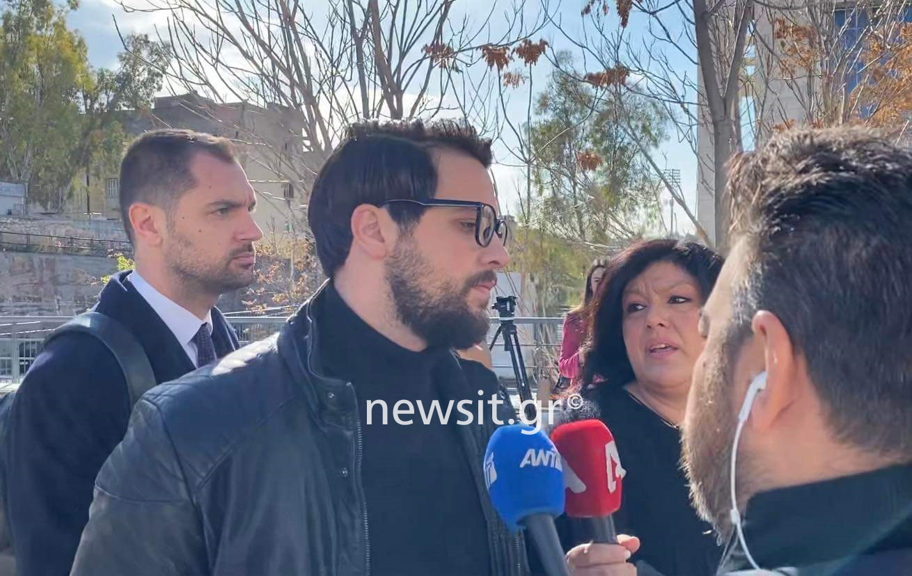 Ρούλα Πισπιρίγκου: Ο Μάνος Δασκαλάκης έφτασε στο Μικτό Ορκωτό Δικαστήριο – Καταθέτει για την Τζωρτζίνα