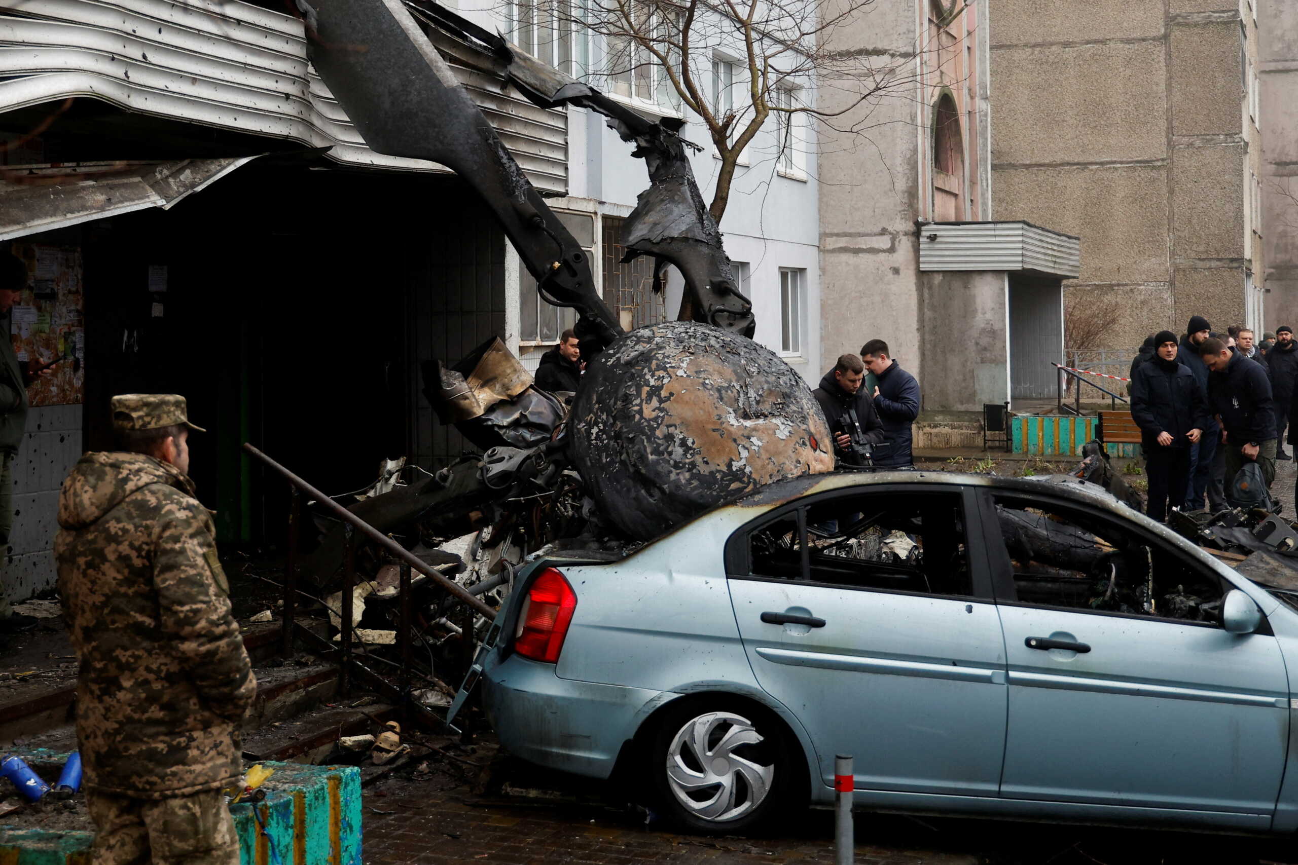 Πόλεμος στην Ουκρανία: Νεκρός ο υπουργός Εσωτερικών από τη συντριβή ελικοπτέρου – Τουλάχιστον 17 θύματα