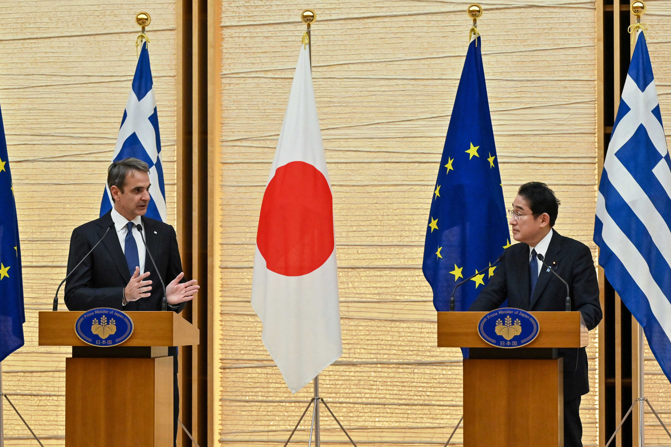 Greece's Prime Minister Kyriakos Mitsotakis and Japan's Prime Minister Fumio Kishida hold a joint news conference following their meeting at the prime minister's residence in Tokyo, Japan January 30, 2023. Richard A. Brooks