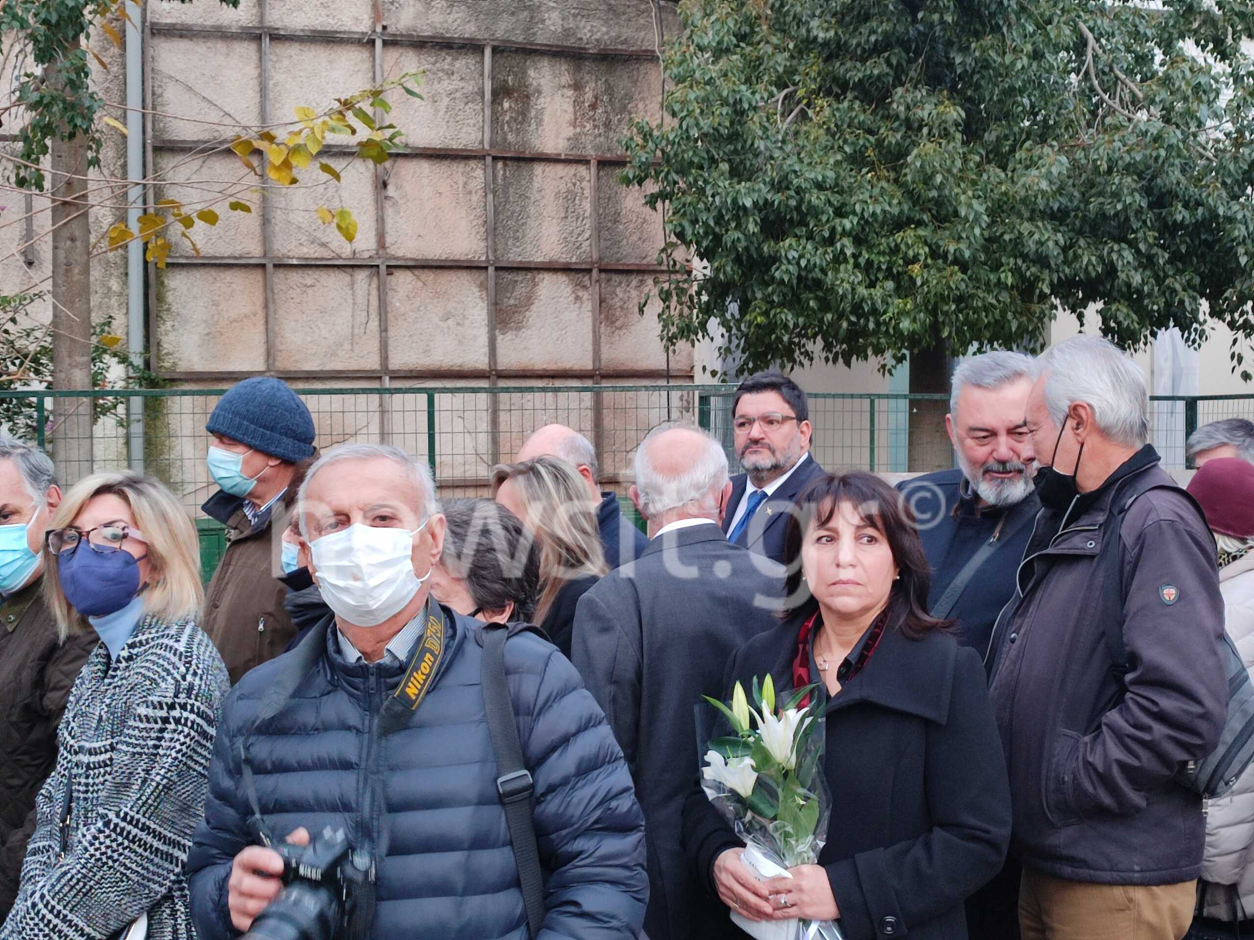Κηδεία τέως βασιλιά Κωνσταντίνου: Στο λαϊκό προσκύνημα πήγε ο Φαήλος Κρανιδιώτης