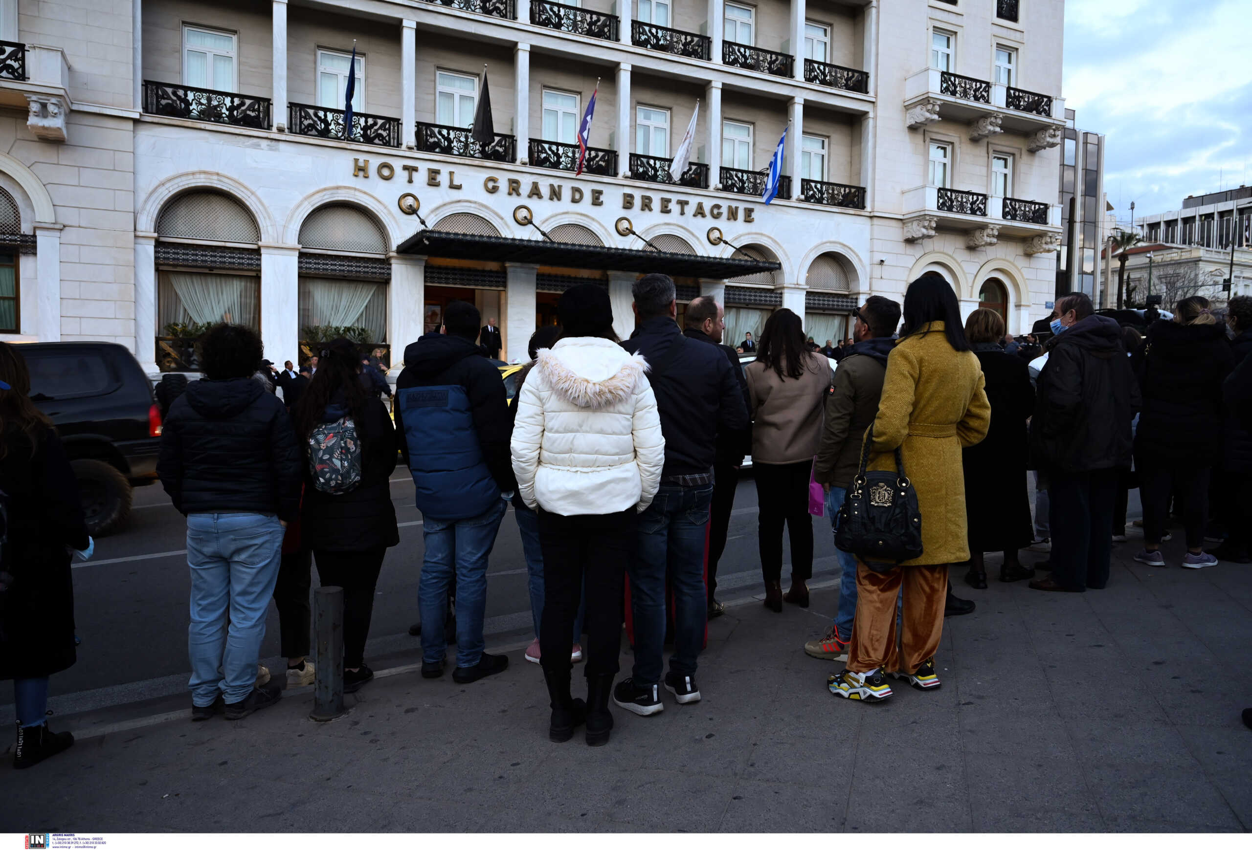 Κηδεία τέως βασιλιά Κωνσταντίνου: Συγκινητικές στιγμές στο επίσημο δείπνο στο «Μεγάλη Βρετανία»