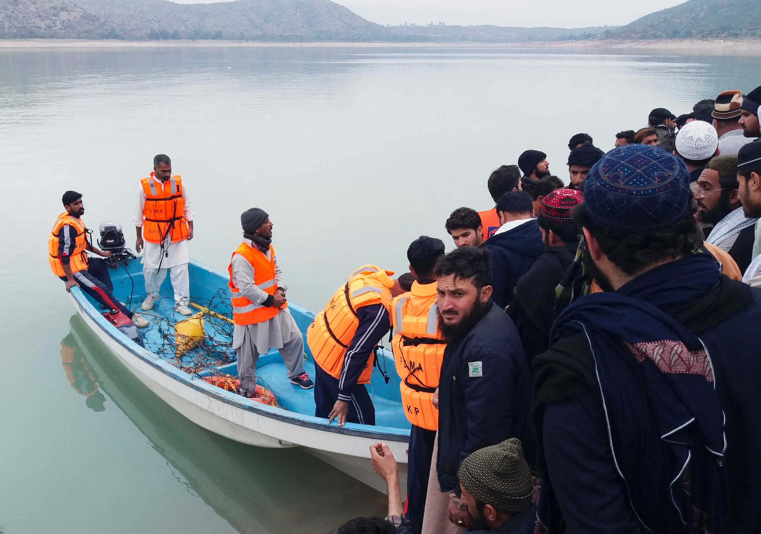 Πακιστάν: Στους 51 οι νεκροί από το ναυάγιο σε λίμνη – Οι 49 ήταν παιδιά