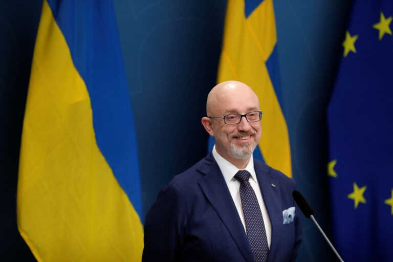 Ο υπουργός Άμυνας της Ουκρανίας αρνείται τις κατηγορίες για διαφθορά - «Τεχνικό λάθος των προμηθευτών»