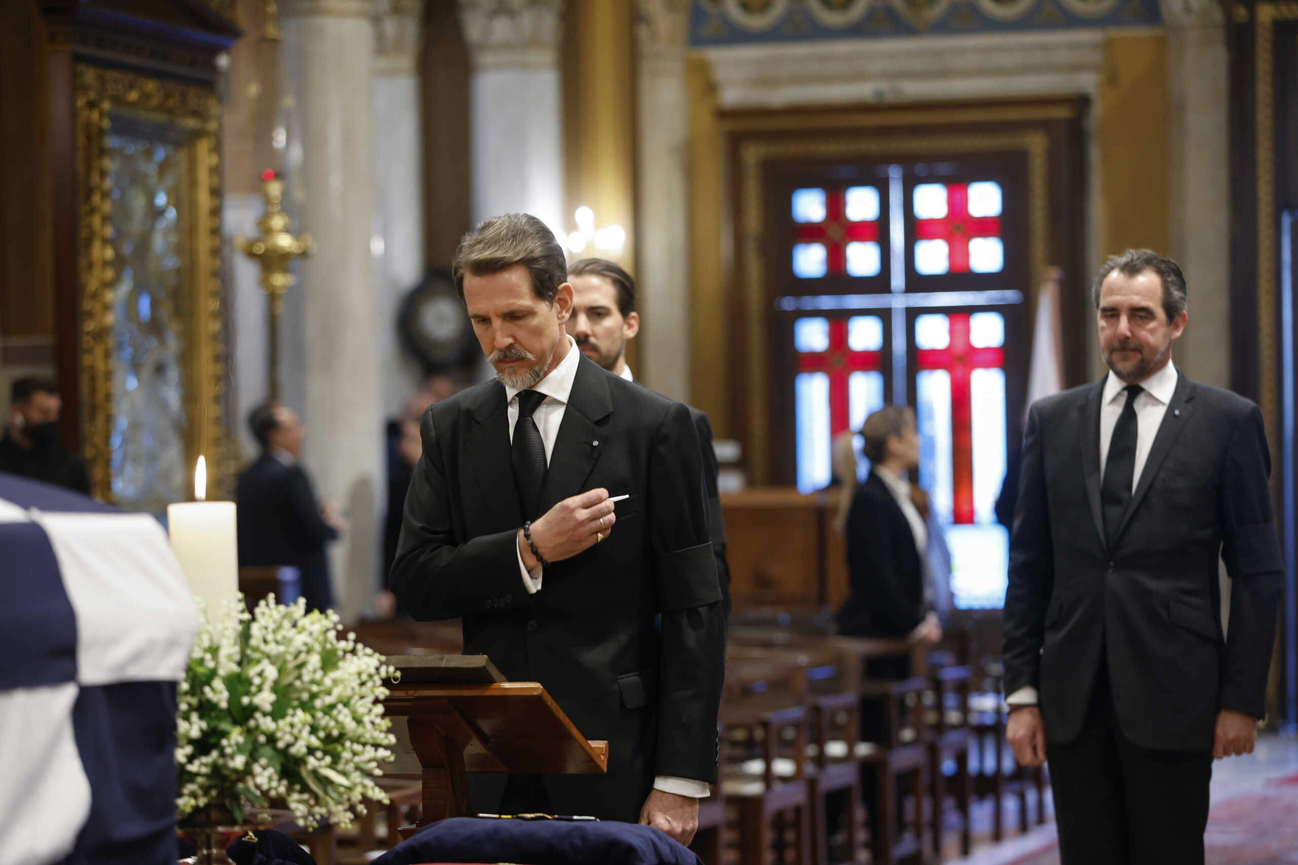 Τέως βασιλιάς Κωνσταντίνος: Τα σχέδια του Παύλου για την επόμενη μέρα – Σενάρια εμπλοκής στην πολιτική