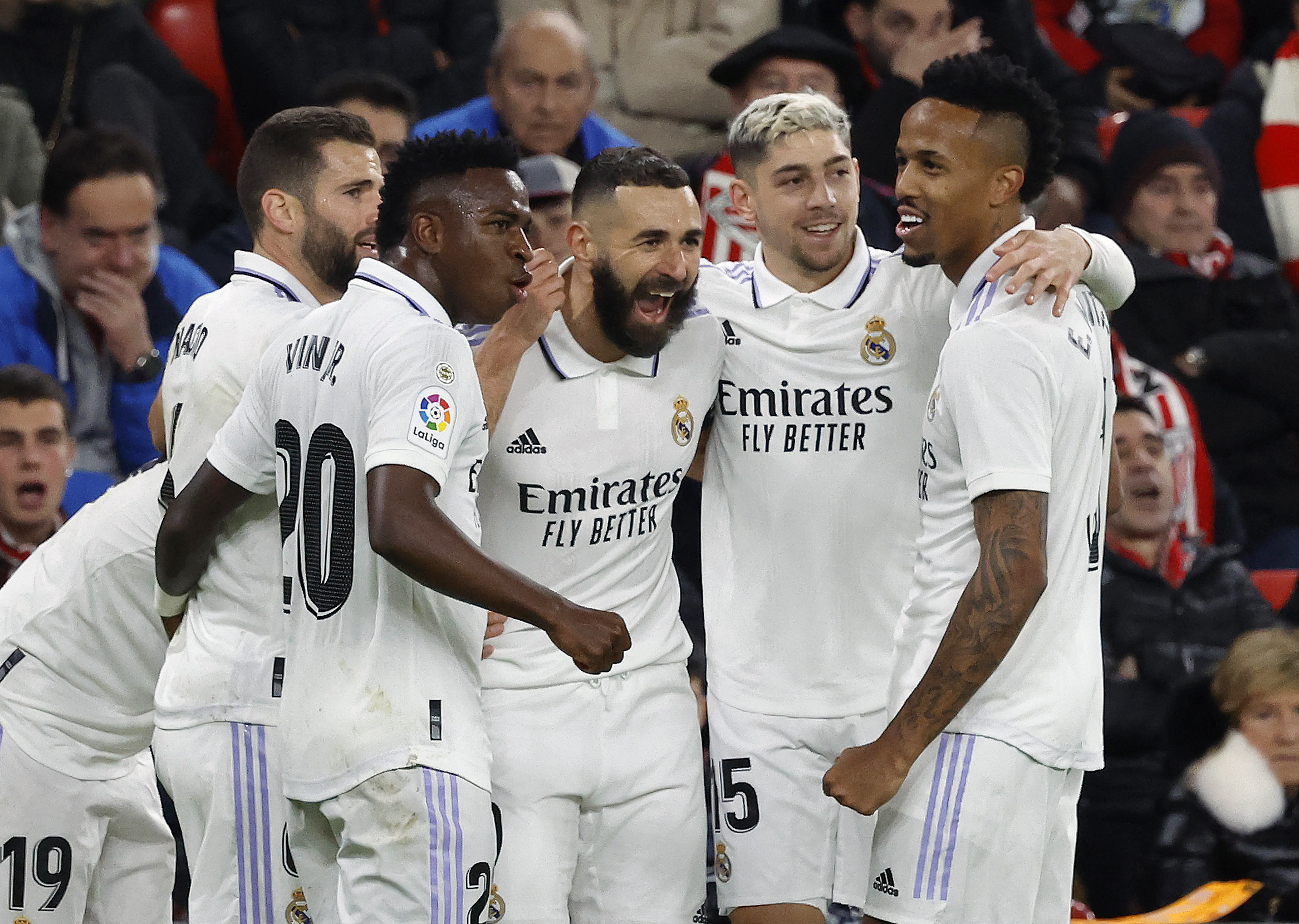 Soccer Football - LaLiga - Athletic Bilbao v Real Madrid - San Mames, Bilbao, Spain - January 22, 2023 Real Madrid's Karim Benzema celebrates scoring their first goal with Vinicius Junior, Federico Valverde, Eder Militao and Nacho REUTERS
