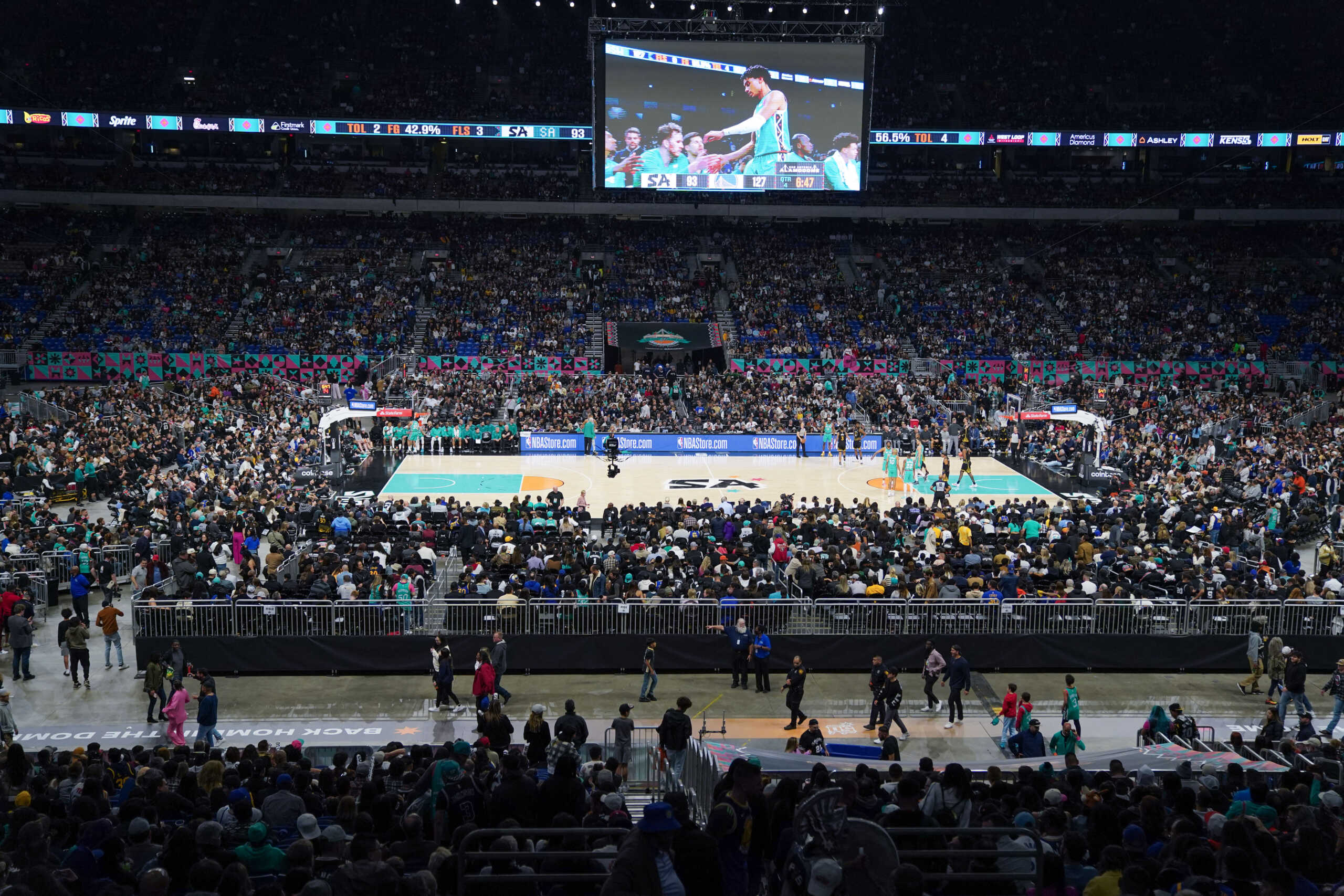 Jan 13, 2023; San Antonio, Texas, USA;  A view of the court during the game between the Golden State Warriors and the San Antonio Spurs at the Alamodome. Mandatory Credit: Daniel Dunn-USA TODAY Sports