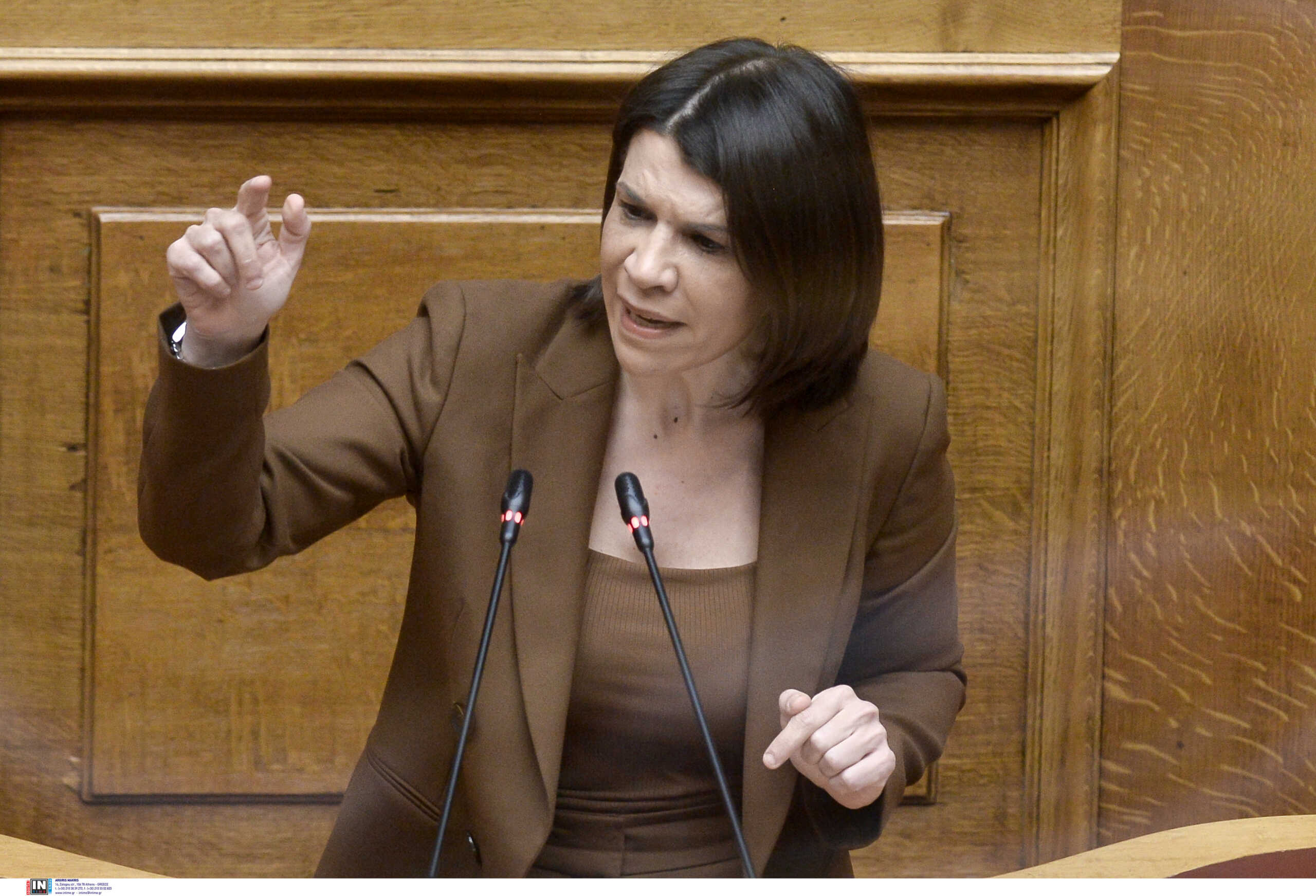 Θέμα ασυμβίβαστου από τη ΝΔ για βουλευτή του ΣΥΡΙΖΑ – «Θα ζητήσει ή όχι την άμεση παραίτησή της ο κ. Τσίπρας;»
