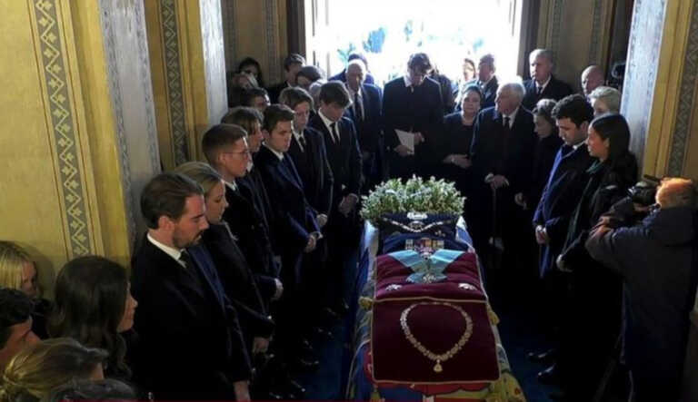 Live blog: Λεπτό προς λεπτό η κηδεία του τέως Βασιλιά Κωνσταντίνου και η ταφή στο Τατόι